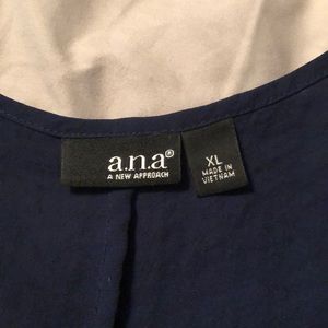 Navy tank with gun metal details!